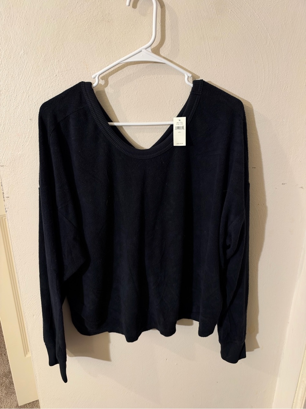 aerie Black Scoop-Neck Long Sleeve Hoodie Top